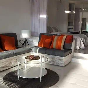 https://casa-robert-y-nergiz.es-andalucia.com