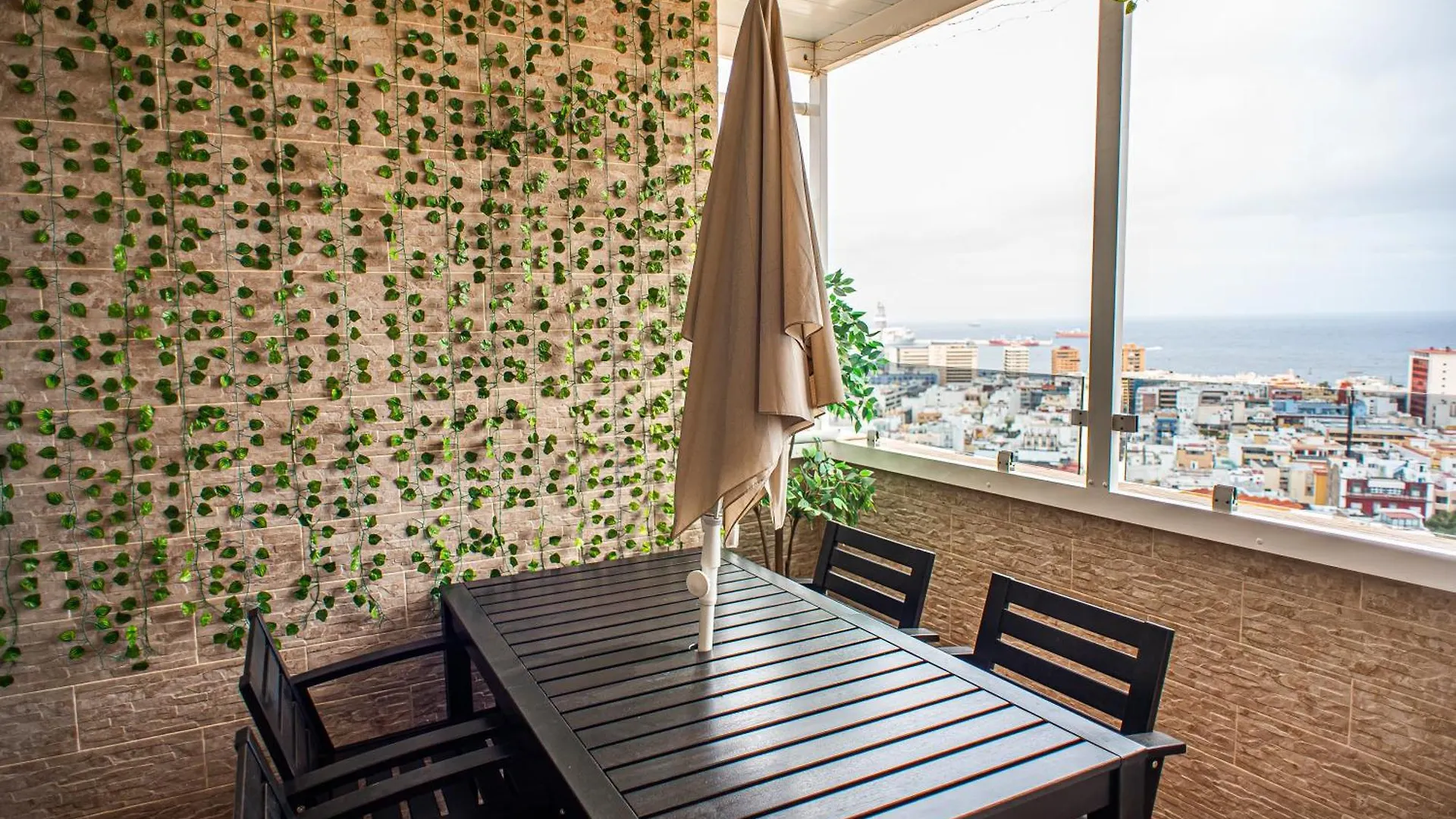 Atico Con Vistas Al Mar Cerca Del Casco Historico Apartment Las Palmas de Gran Canaria